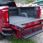 2019 GMC 1500 new tailgate